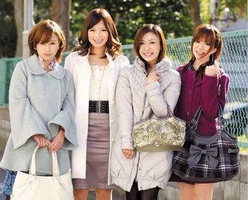 zuko-003 在沒有丈夫的情況下進行了一次狂歡