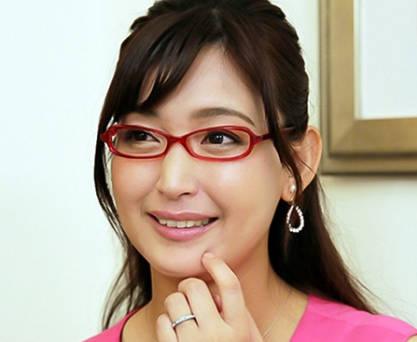 ewdx-290 超有氣質適合帶眼鏡的上流人妻